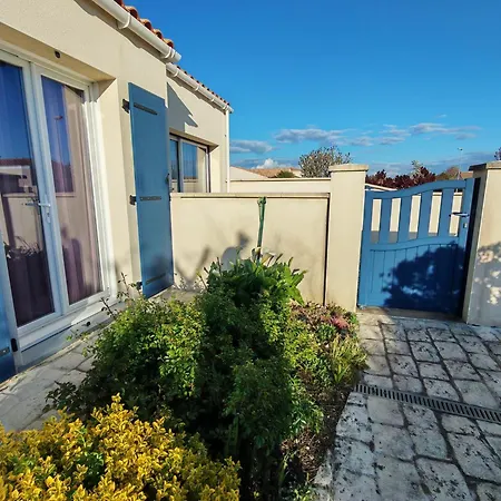 Maison 4 Au Calme A 20 Min Des Plages De Royan Et De Saint Georges De Didonne Dom wakacyjny *