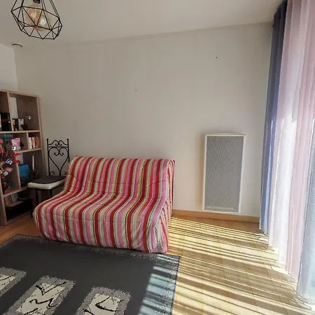 Дом отдыха Maison 4 Au Calme A 20 Min Des Plages De Royan Et De Saint Georges De Didonne *